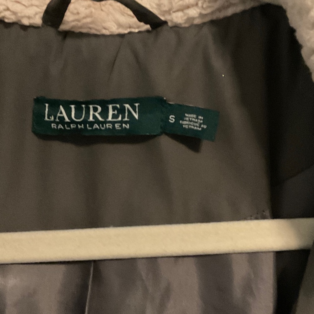 Lauren Ralph Lauren Olive Green Long Quilted Puffer Coat with Faux Fur Hood - Picture 2 of 3